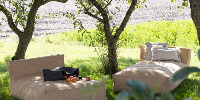 Roolf Outdoor Living Silky Collection