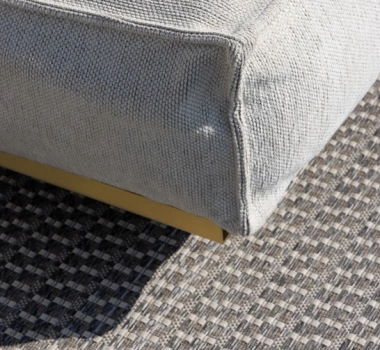Roolf Outdoor Living Silky Base Gold
